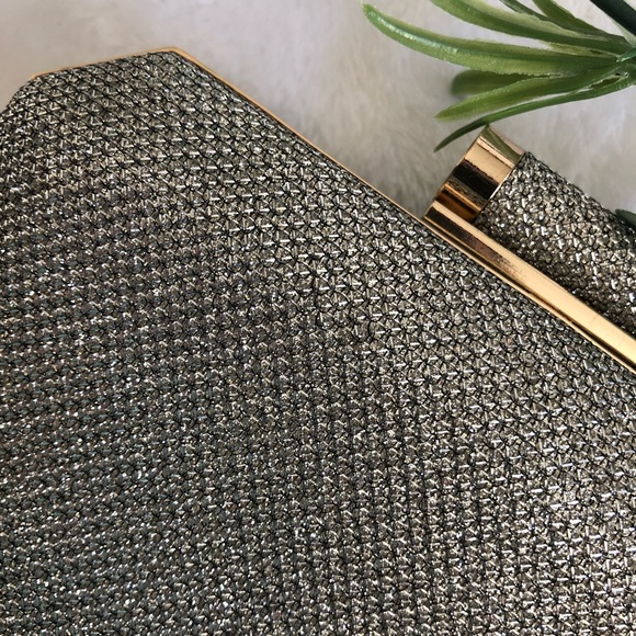 INC International Concepts Lindsay Lurex Gold Clutch, NWT - Picture 7 of 8